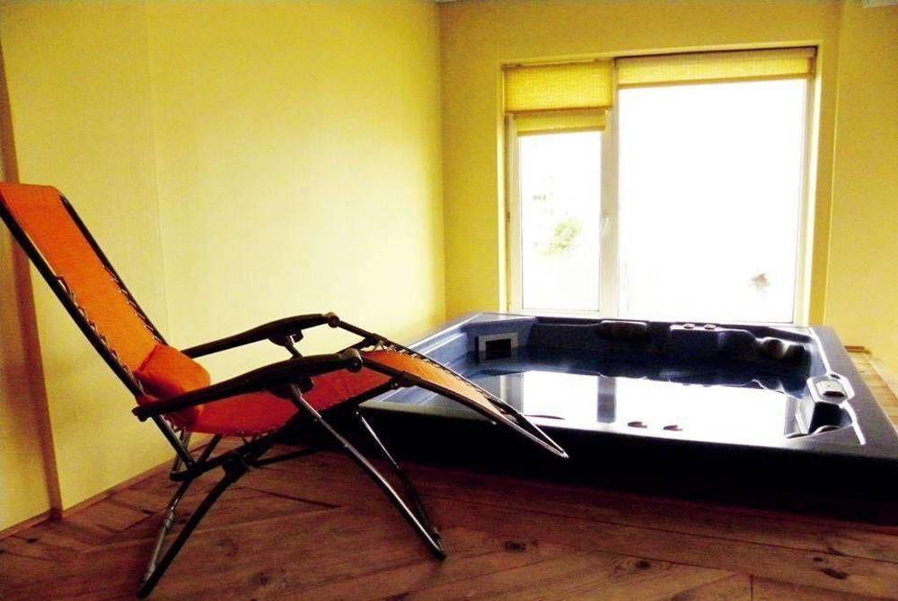Hotel Astoria City Center Yaş Dış mekan fotoğraf