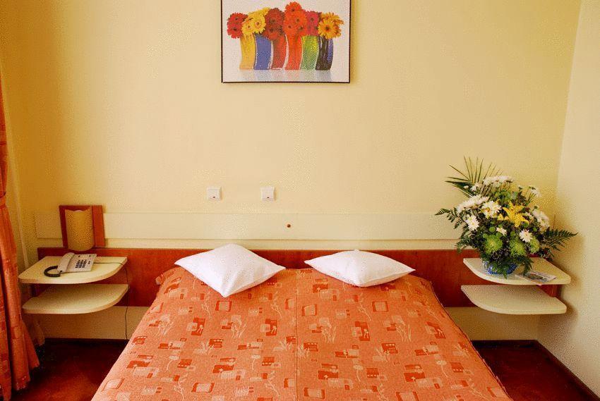 Hotel Astoria City Center Yaş Oda fotoğraf