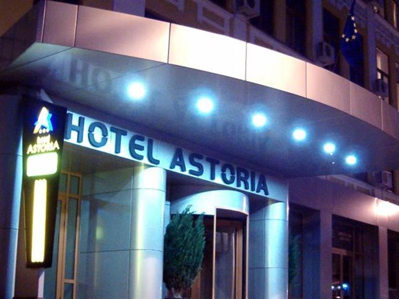 Hotel Astoria City Center Yaş Dış mekan fotoğraf