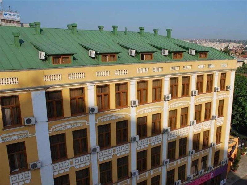 Hotel Astoria City Center Yaş Dış mekan fotoğraf